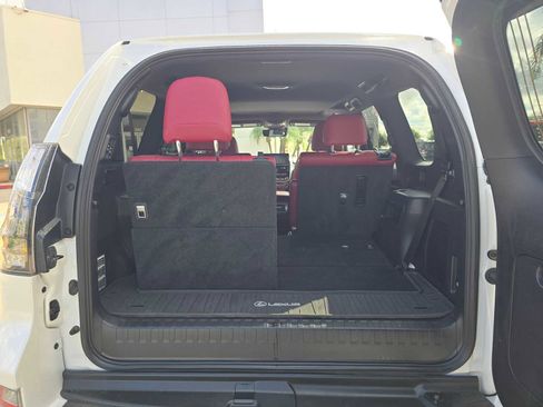 Used 2023 Lexus GX 460 Luxury image 15