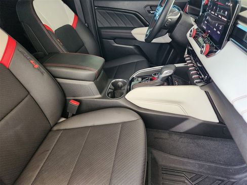 Used 2023 GMC Canyon AT4X w/ Edition 1 image 13