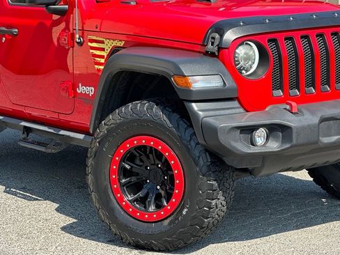 Used 2018 Jeep Wrangler Unlimited Sport S AWD/4WD image 9