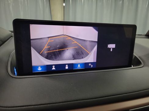 Used 2022 Acura MDX SH-AWD w/ Technology Package image 18