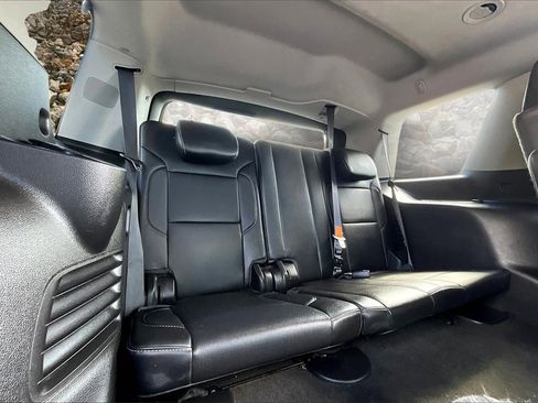 Used 2016 GMC Yukon SLT w/ Open Road Package image 27