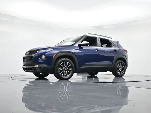 Used 2023 Chevrolet TrailBlazer ACTIV w/ Convenience Package image 32