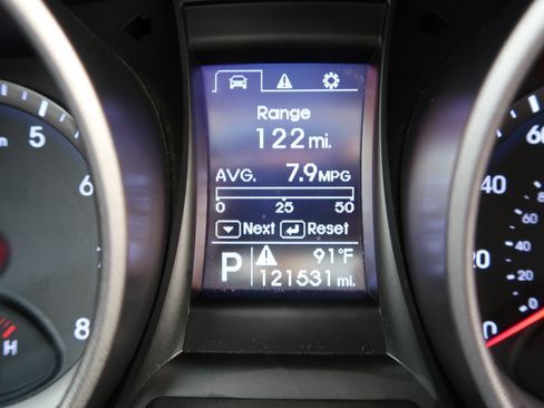 Used 2013 Hyundai Santa Fe Sport w/ Popular Equipment Pkg FWD image 20