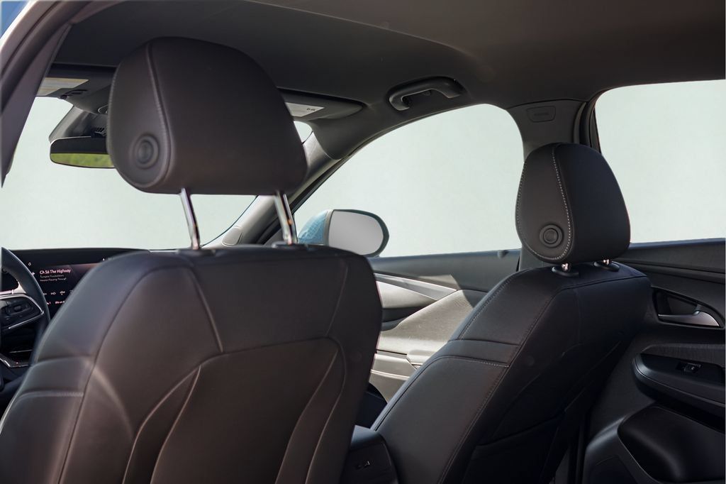 New 2026 Buick Envista Sport Touring w/ Convenience I Package FWD image 19