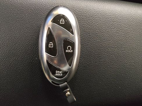 Used 2024 Hyundai Elantra SEL image 32