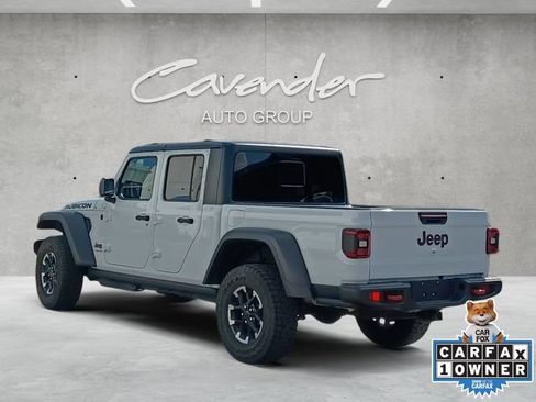 Used 2026 Jeep Gladiator Rubicon AWD/4WD image 14