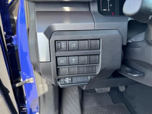 Certified 2025 Toyota Tacoma SR5 image 20