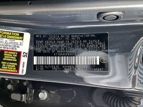 Used 2025 Toyota Camry SE FWD image 16