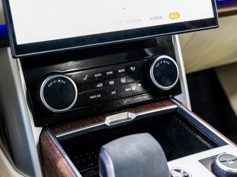Used 2023 Land Rover Range Rover SE AWD/4WD image 34
