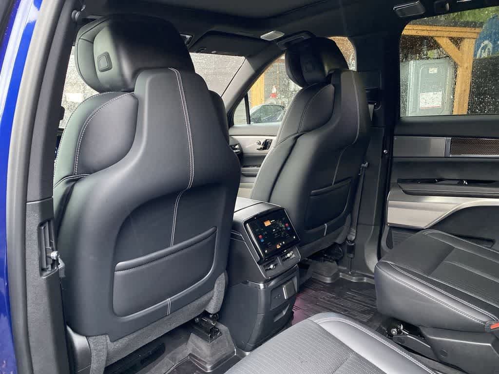 Certified 2026 Cadillac Vistiq Premium Luxury w/ LPO, Floor Liner Package AWD/4WD image 16