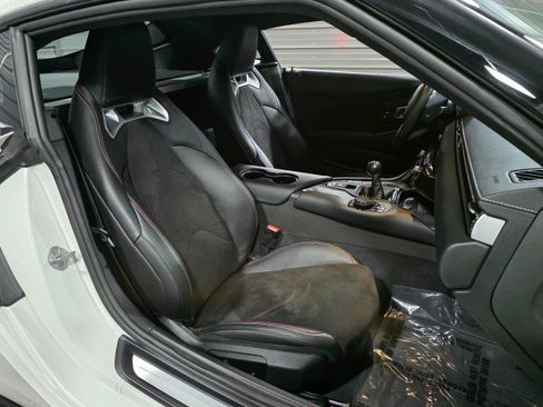 Used 2025 Toyota Supra image 14