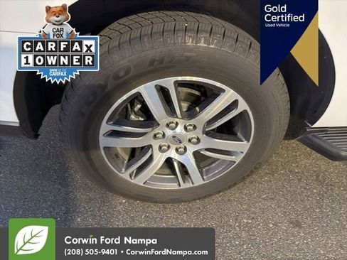 Used 2024 Ford Expedition XLT image 7