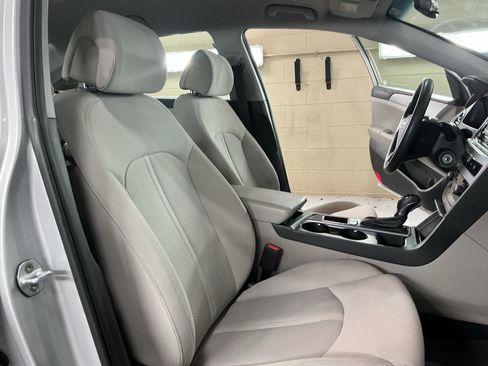 Used 2016 Hyundai Sonata SE FWD image 24