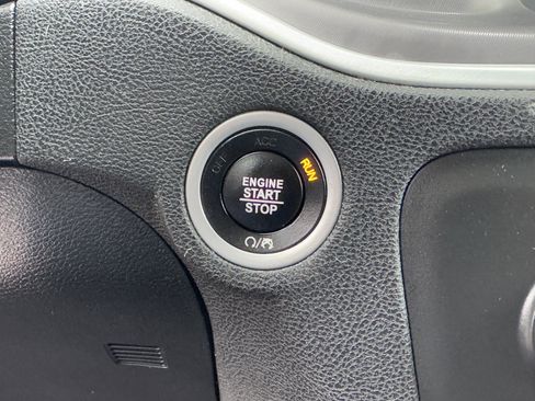 Certified 2022 Dodge Charger SXT image 28