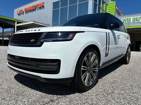 Used 2025 Land Rover Range Rover Long Wheelbase SE AWD/4WD image 13