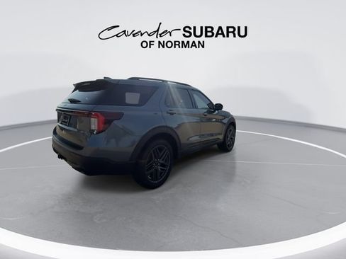 Used 2026 Ford Explorer ST-Line w/ ST-Line Street Pack RWD image 9