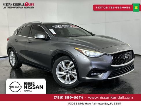 Used 2018 INFINITI QX30 image 1