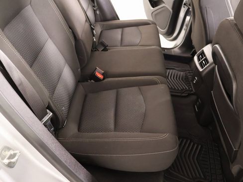 Used 2022 GMC Terrain SLE w/ Driver Convenience Package image 14