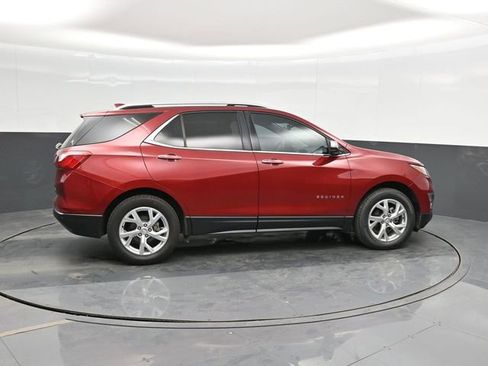 Used 2018 Chevrolet Equinox Premier image 4