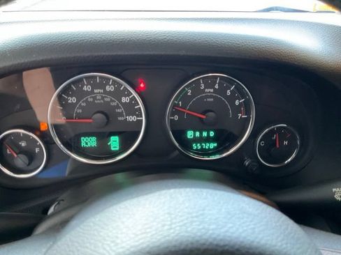 Used 2018 Jeep Wrangler Unlimited Sport S AWD/4WD image 8