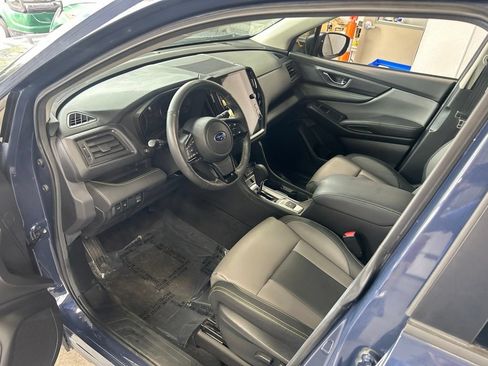 Used 2024 Subaru Ascent Onyx Edition AWD/4WD image 3