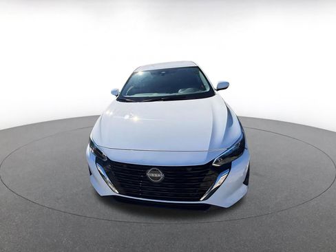 Used 2025 Nissan Sentra SV image 5