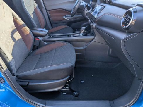Used 2023 Nissan Kicks SR image 19