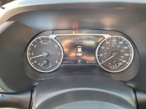 Used 2022 Nissan Sentra SV image 22