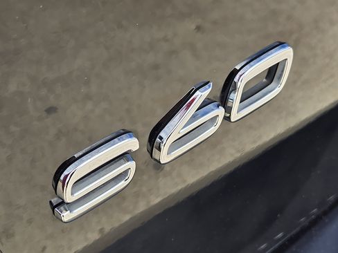 Used 2014 Volvo S60 T5 image 18