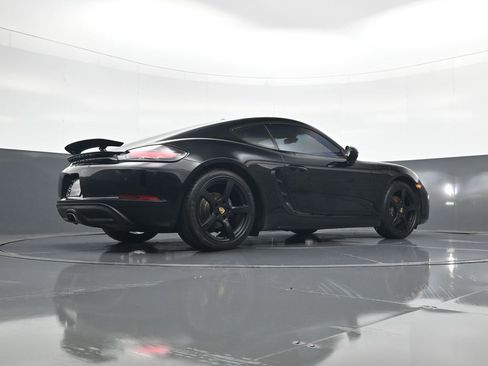 Used 2018 Porsche 718 Cayman image 20