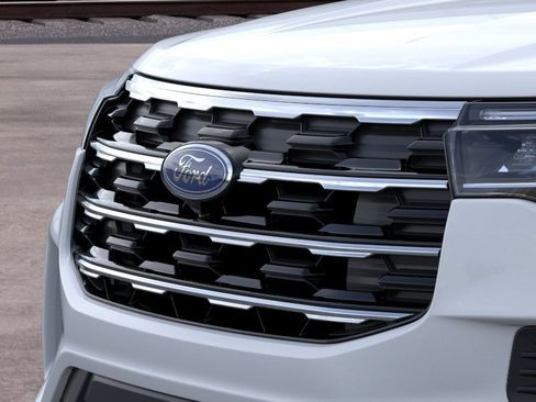 New 2026 Ford Explorer Active AWD/4WD image 17