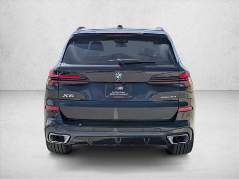Used 2026 BMW X5 xDrive40i w/ M Sport Package AWD/4WD image 8