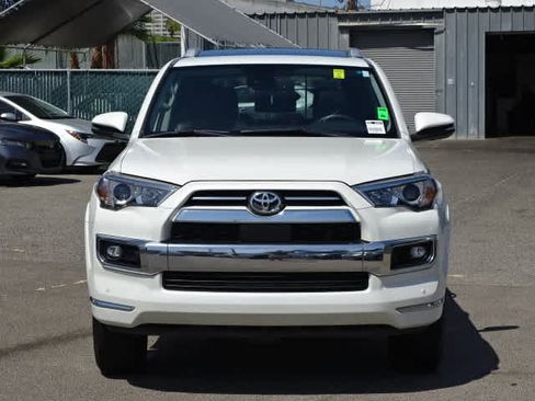 Used 2021 Toyota 4Runner Limited AWD/4WD image 3