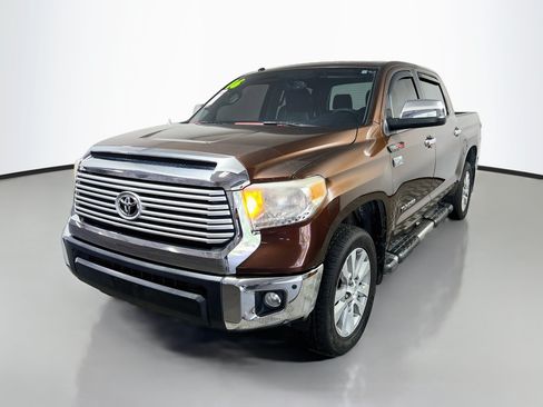 Used 2016 Toyota Tundra Limited w/ Limited Premium Package AWD/4WD image 10
