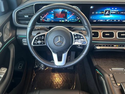 Used 2022 Mercedes-Benz GLS 450 4MATIC image 16