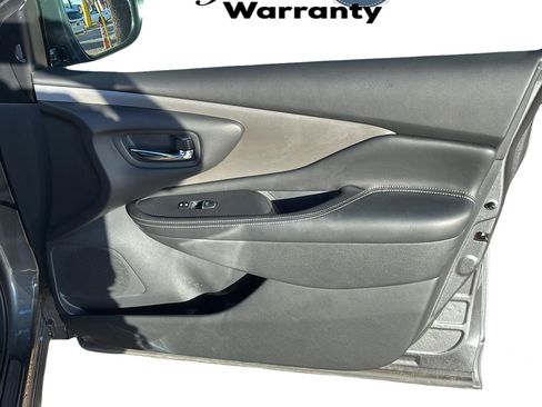 Used 2024 Nissan Murano SL AWD/4WD image 16