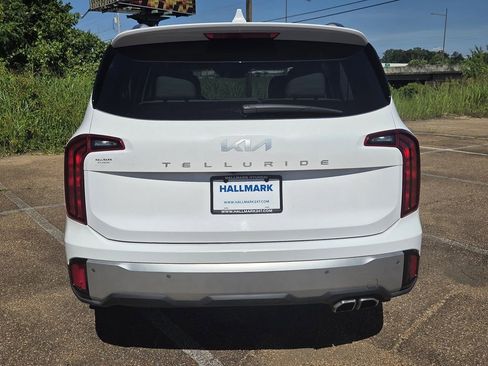 Used 2024 Kia Telluride S w/ S Sunroof Package FWD image 5