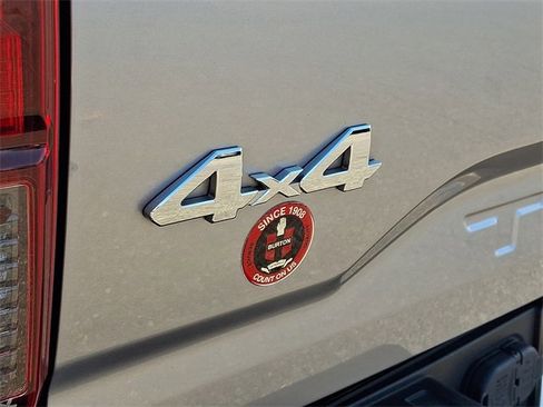 Used 2021 Toyota Tacoma SR image 29