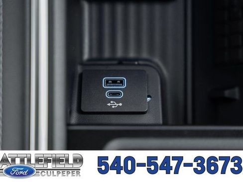 New 2025 Ford Expedition Platinum w/ Stealth Performance Package image 35