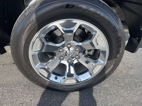 Used 2023 RAM 1500 Big Horn AWD/4WD image 18