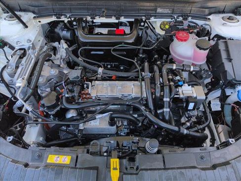 Used 2024 Mercedes-Benz EQB 250+ image 24