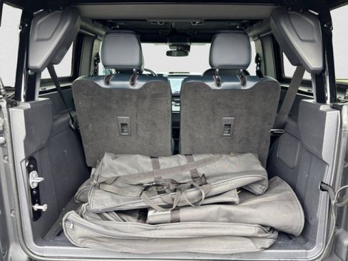 Used 2023 Ford Bronco Outer Banks w/ Sasquatch Package image 17