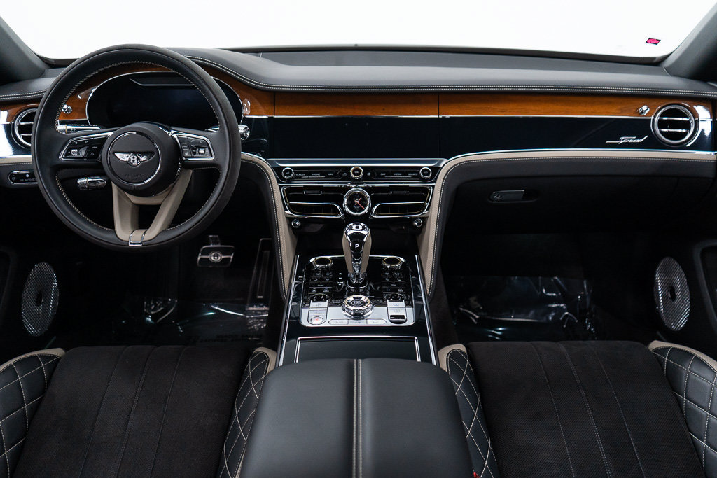 Used 2024 Bentley Flying Spur W12 AWD/4WD image 28