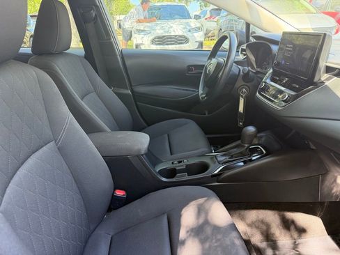 Used 2024 Toyota Corolla LE image 9