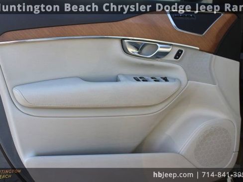 Used 2021 Volvo XC90 T8 Inscription Expression w/ Protection Package Premier image 10