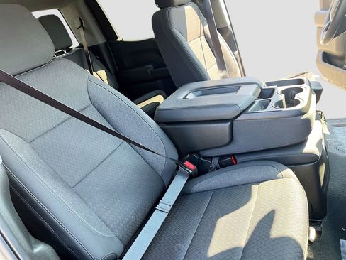 Used 2024 Chevrolet Silverado 1500 Custom Trail Boss AWD/4WD image 26