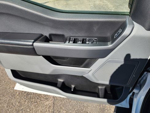 Used 2024 Ford F350 XLT image 19