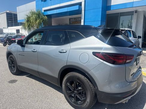 Used 2023 Chevrolet Blazer LT w/ Convenience Package FWD image 6