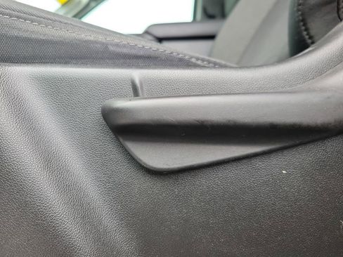 Used 2019 Chevrolet Silverado 1500 LT w/ Remote Start Package image 17