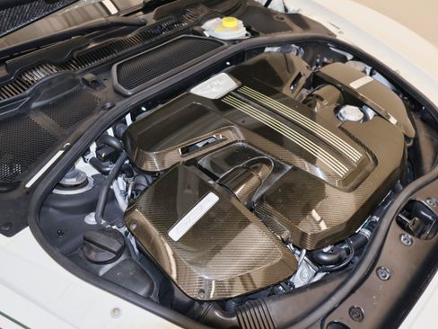 Used 2015 Bentley Continental GT3-R image 66